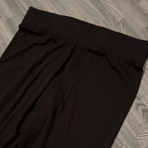 Black Leggings - Picture 2 of 3